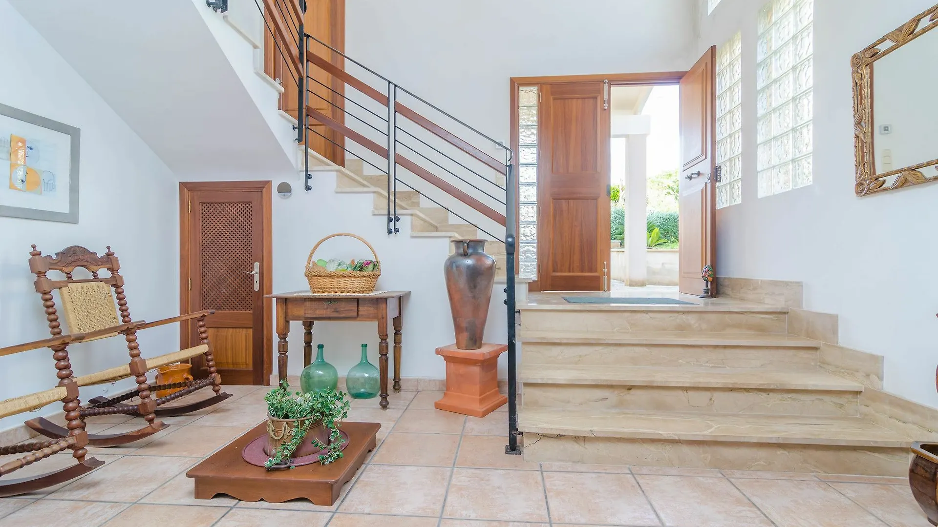 Anguila Villa Porto Cristo Spain